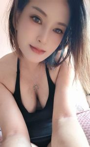 爆艹长腿骚姐姐