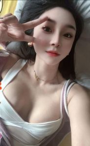 热门 · 纯天然大胸御姐-值得体验