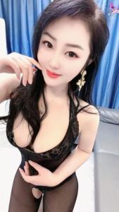 极品 · 居家大奶妹露露-反馈极佳