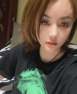 强推 · 有点婴儿肥的姐姐-五星好评
