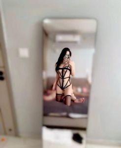 安全 · 东站颜控大长腿佳佳 (不可错过)
