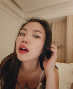 极品 · 反差实足服务拉满 (好评如潮)