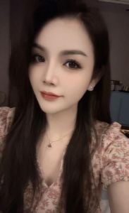 良心 · 新疆美女黑丝大长腿 (精品推荐)