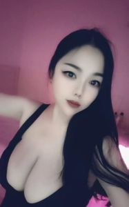 严选 · 天然F奶茶老师 (好评如潮)