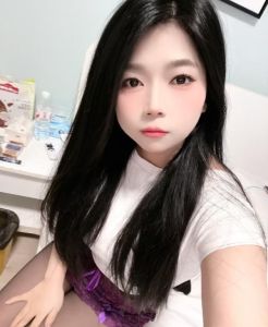 双重认证 · 大胸黑丝小姐姐-反馈极佳