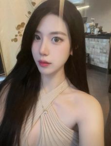 必看 · 天河肉感十足李菲迪 (近期热门)