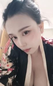靠谱 · E罩杯巨乳奶莉莉-值得体验