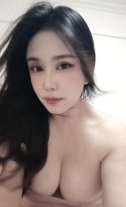 极品 · E罩杯巨乳奶莉莉