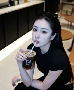 新茶 · 三通美女极品美臀-五星好评
