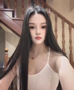 靠谱 · 武昌大胸妹 (精品推荐)