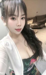 老司机 · 反食性感依依服务控 (不可错过)