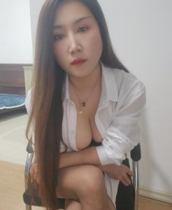 双重认证 · 梅花园长发少妇 (不可错过)