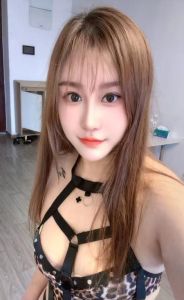 新茶 · 服务型少妇小艾 (近期热门)