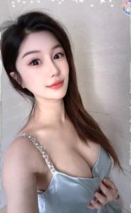 新茶 · 粉色系白虎 (近期热门)