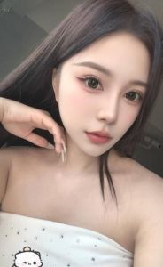 老司机 · 园区性感肤白貌美静静 (精品推荐)