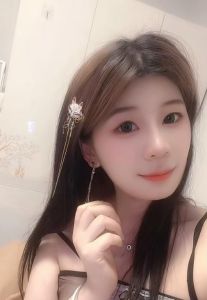 高分 · 翘臀女友系小姐姐 (近期热门)