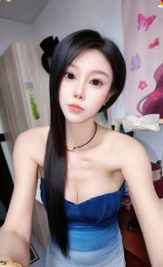 强推 · 巨乳美腿三通御姐 (近期热门)