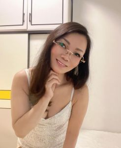 强推 · 闷骚风情熟女-反馈极佳