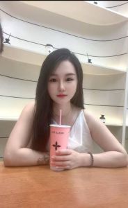 高分 · 洪山良家嫩妹 (好评如潮)