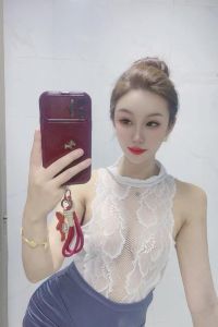 新茶 · 妩媚性感芙冷冷-高分推荐