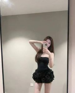 新茶 · 极品小风骚御姐 (近期热门)
