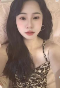 精品 · 服务系大奶姐姐 (好评如潮)