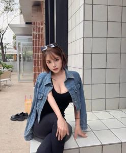 严选 · 徐汇丰满大熊短发老师-强烈安利