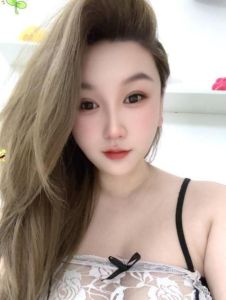 精品 · 出击明德门大奶妹-高分推荐