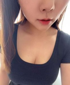 强推 · 性价比小少妇 (近期热门)