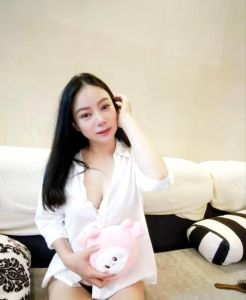新茶 · 中一路骚妇小龙女-强烈安利