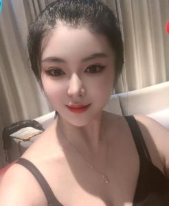 高分 · 淫荡少妇冰冰 (不可错过)