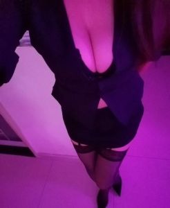高性价比 · 长舌骚货 (近期热门)