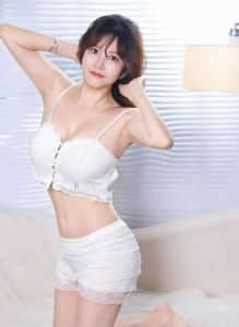 热门 · 六合妍妍 (无套路)