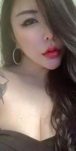 极品 · 栖霞巨乳肥臀-五星好评