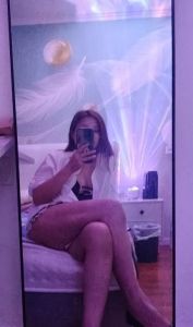 强推 · 雨花大胸少妇-高分推荐