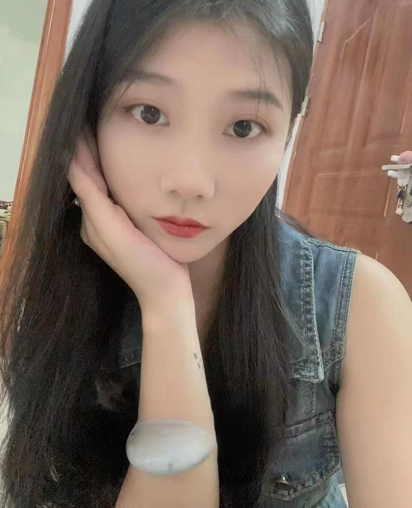 芳龄正好的小妹