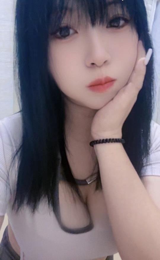 白云糖糖 奶子确实大呀