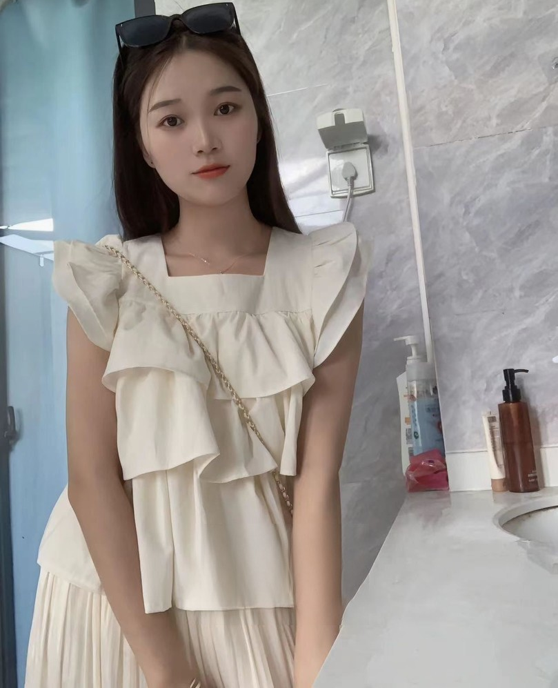 骚妹子回味无穷
