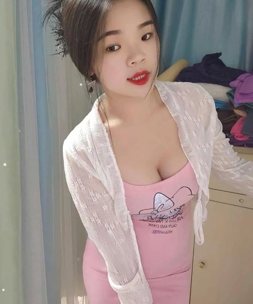 丰满大波妹