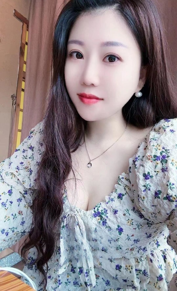 海珠区丰满美女果果美妇