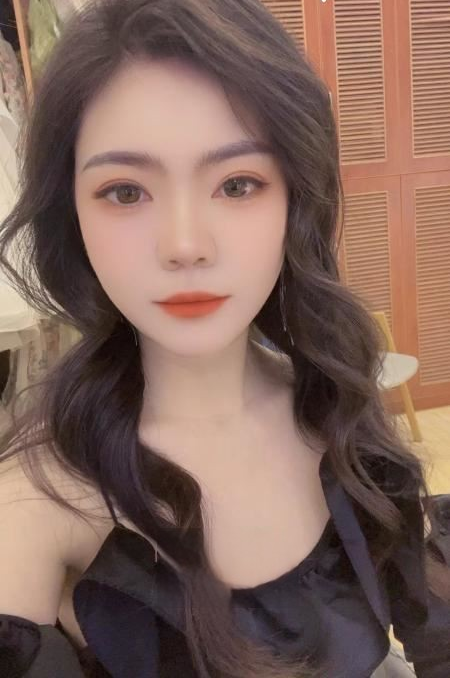 美臀兼职妹子