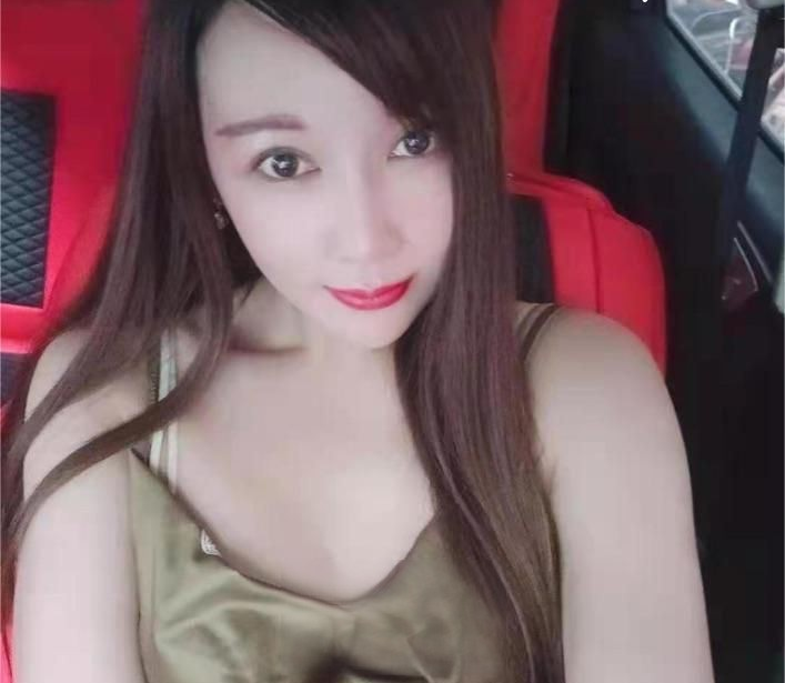 腼腆少妇椰子