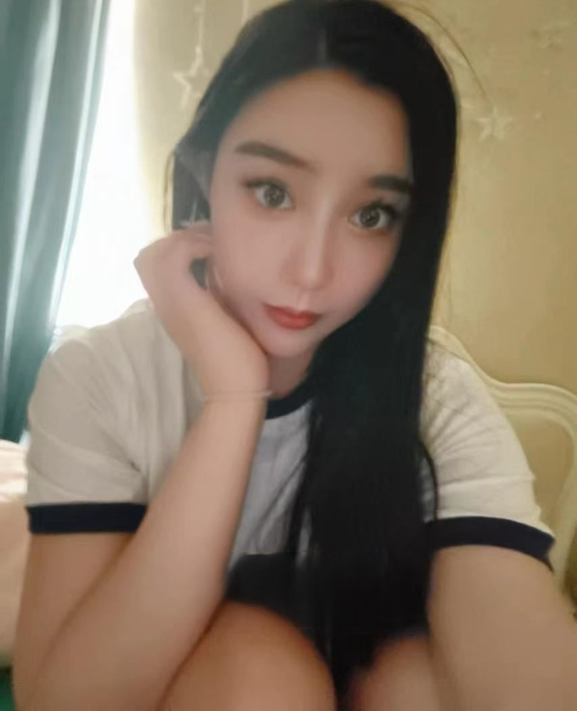南开大长腿御姐的身材