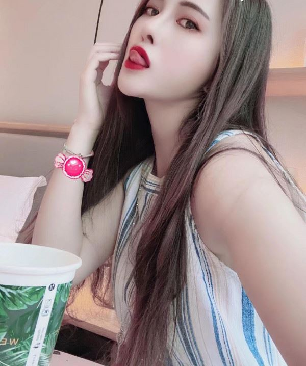 金牛d奶骚妹妹