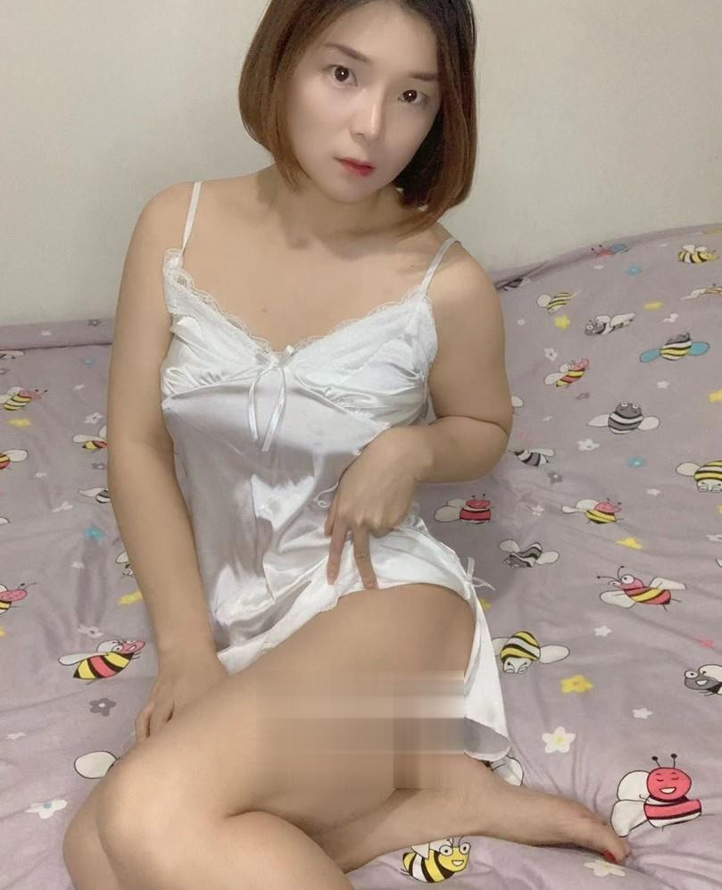 昆山长相清纯小骚货