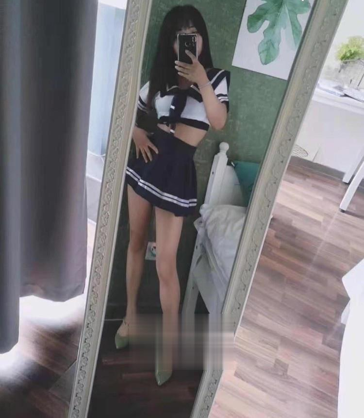 继续刷鼓楼美女小乖