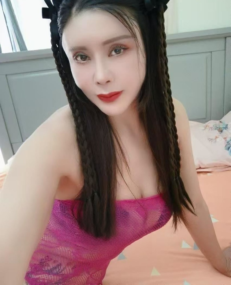 吹弹可破熟女