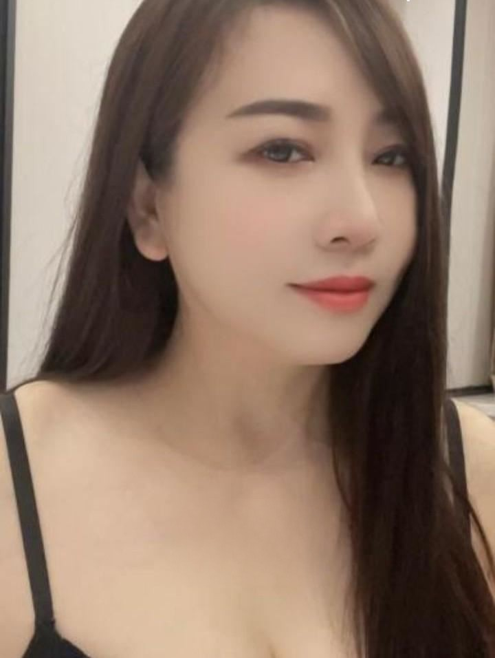 美丽老师小骚货口活好