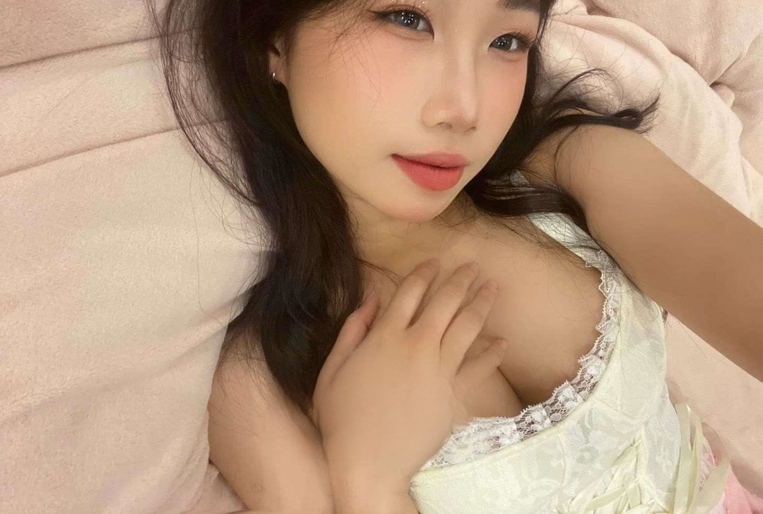 会喷水小姐姐