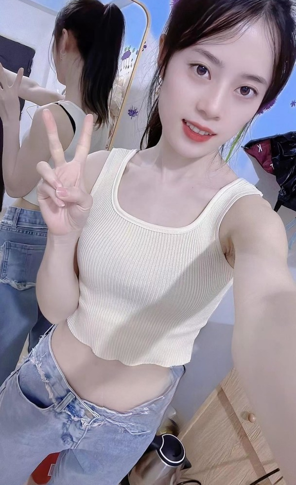 超级多水的嫩妹